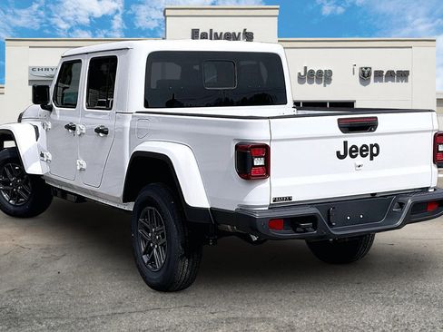 New 2026 Jeep Gladiator Sport image 3