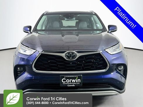 Used 2021 Toyota Highlander Platinum AWD/4WD image 4