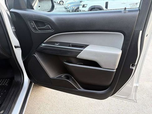 Used 2018 Chevrolet Colorado W/T w/ Custom Special Edition RWD image 22