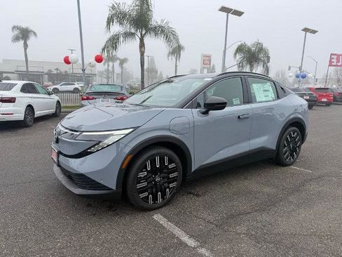 New 2026 Nissan Leaf Platinum+ w/ Cargo Package (Platinum+) image 3