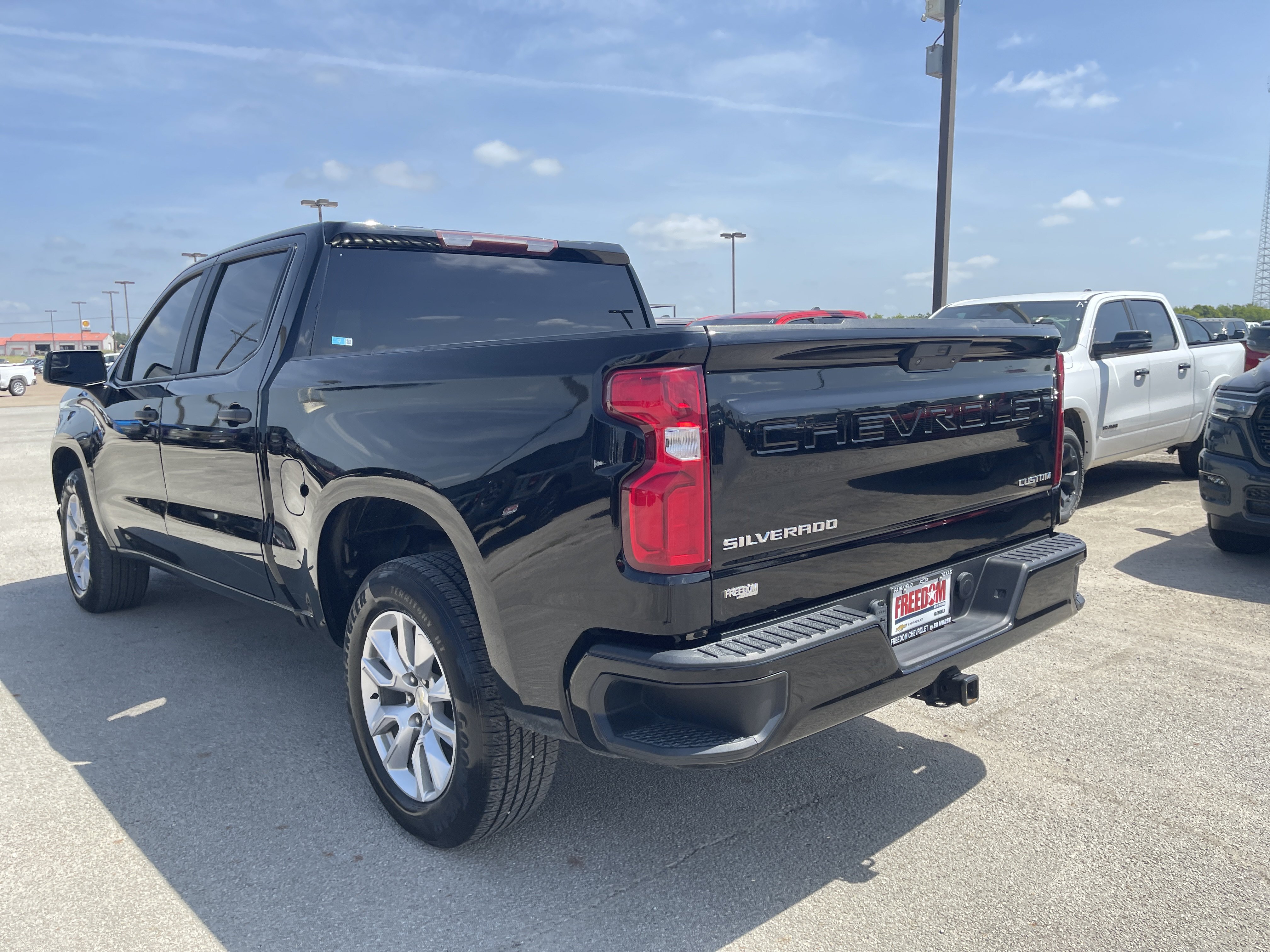 Used 2019 Chevrolet Silverado 1500 Custom w/ Custom Value Package RWD image 6