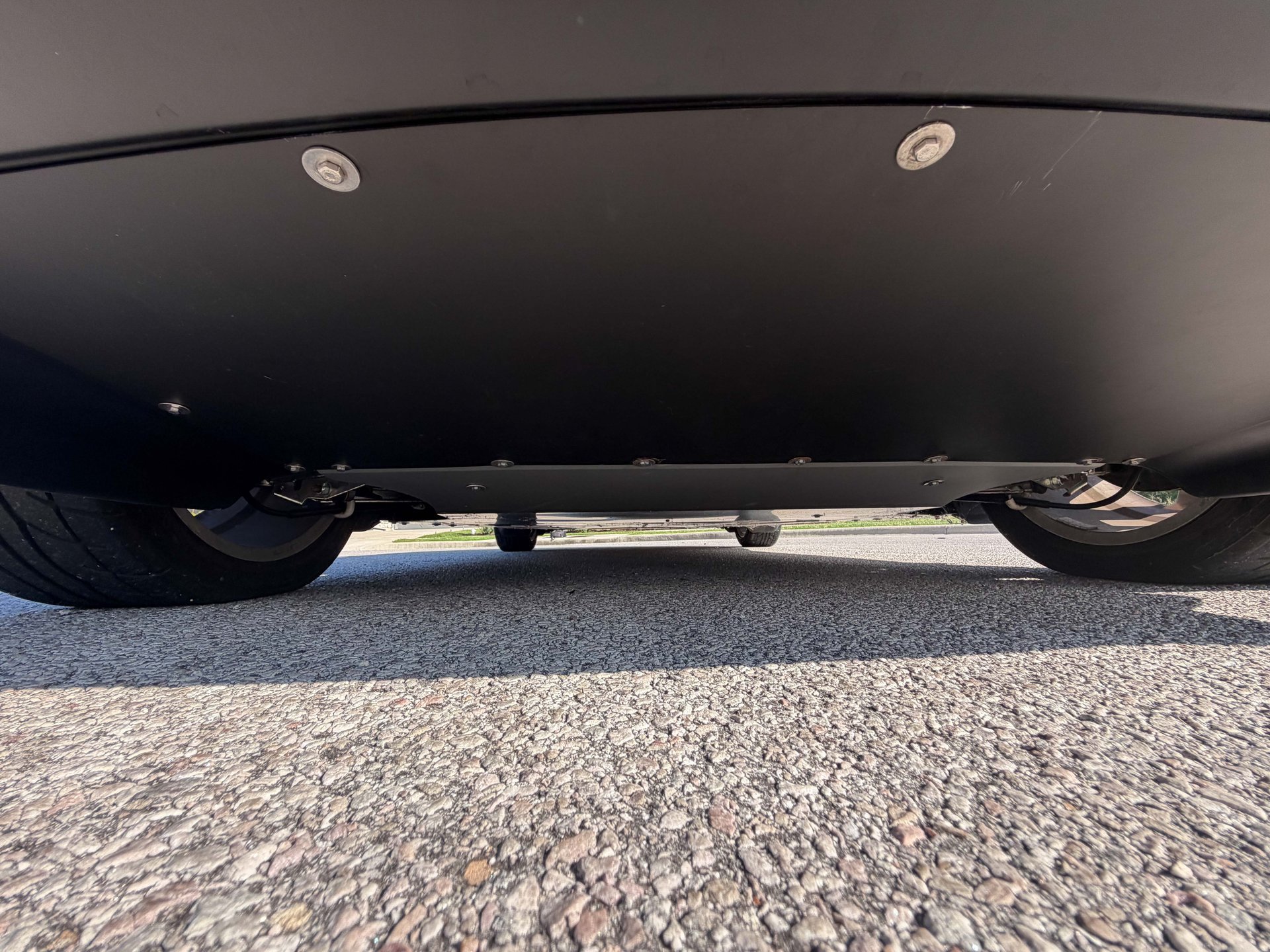 Used 2010 Tesla Roadster RWD image 40