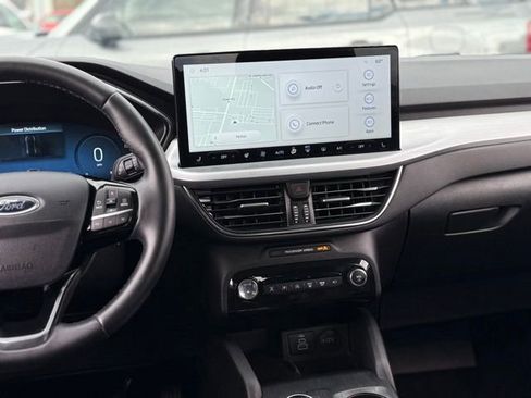 Certified 2024 Ford Escape Platinum AWD/4WD image 25
