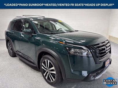 Used 2025 Nissan Pathfinder Platinum w/ Lighting Package (N93)