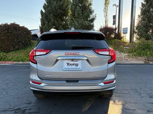 Used 2024 GMC Terrain Denali AWD/4WD image 4