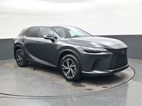 Used 2024 Lexus RX 350 FWD image 2