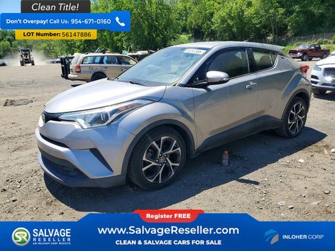 Used 2018 Toyota C-HR XLE FWD image 1