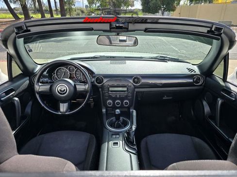 Used 2013 MAZDA MX-5 Miata Sport image 12