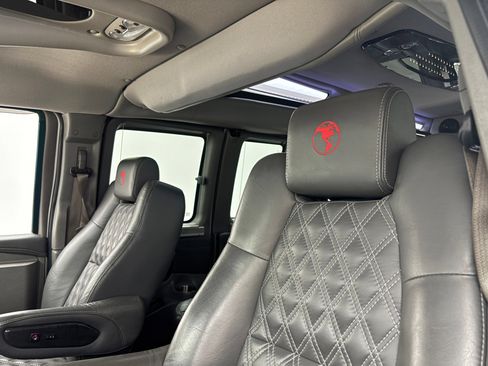 Used 2023 Chevrolet Express 2500 Extended RWD image 19