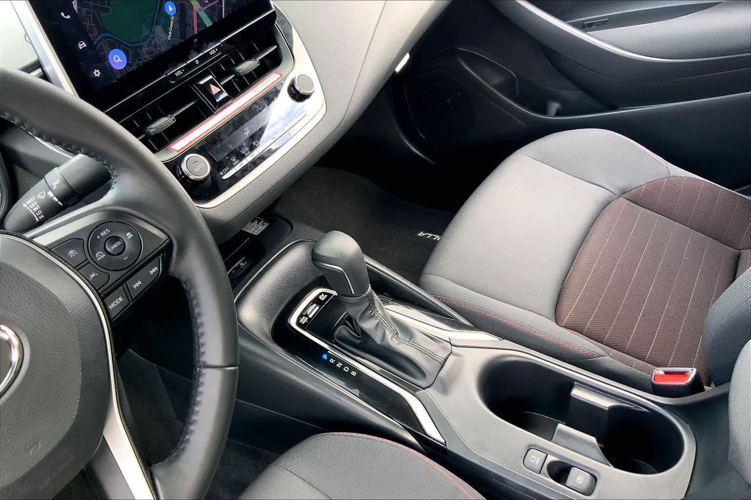 Certified 2026 Toyota Corolla SE w/ SE Premium Package FWD image 16