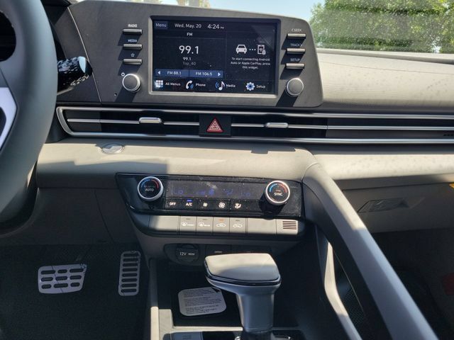 New 2026 Hyundai Elantra Sport FWD image 15