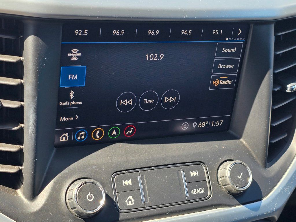 Used 2020 GMC Acadia SLT FWD image 20