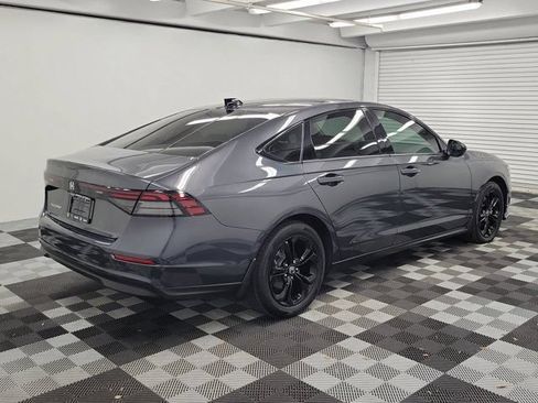 Used 2025 Honda Accord SE image 6