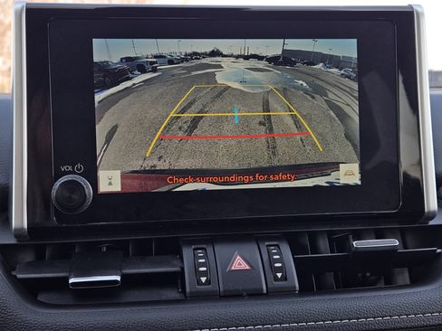 Used 2024 Toyota RAV4 XLE Premium image 17