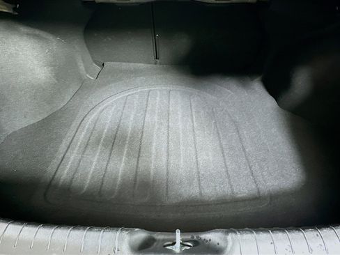 Used 2025 Hyundai Elantra SEL image 29