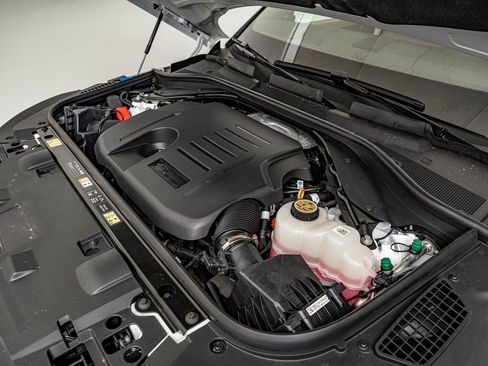 New 2026 Land Rover Range Rover Sport SE image 37