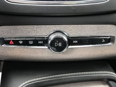 Used 2021 Volvo XC90 T8 Inscription w/ Protection Package Premier image 27