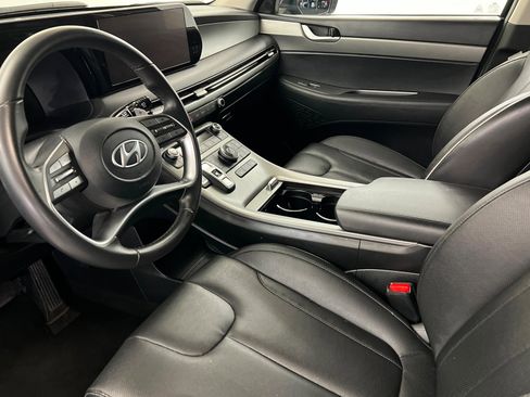 Used 2025 Hyundai Palisade SEL FWD image 16
