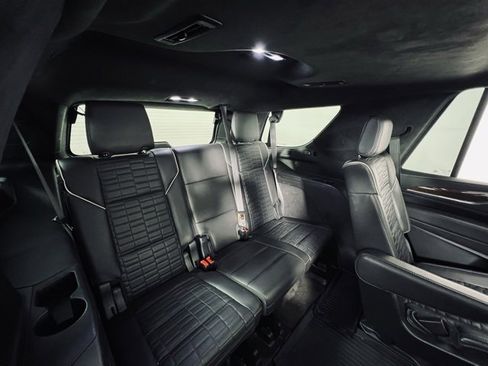 Used 2021 Cadillac Escalade Sport Platinum w/ Heavy-Duty Trailer Package image 15