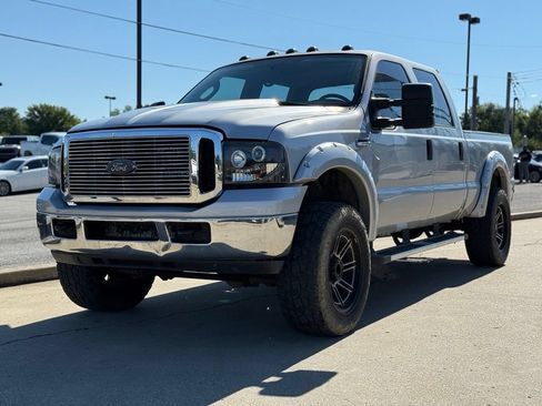 Used 2006 Ford F350 XLT AWD/4WD image 2