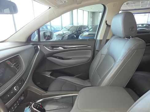 Used 2020 Buick Enclave Essence w/ Sound and Sites Package FWD image 16