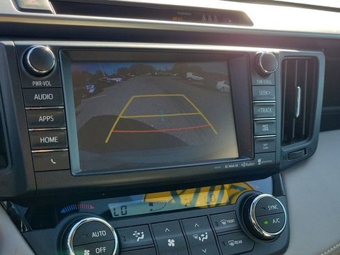 Used 2018 Toyota RAV4 Limited image 25