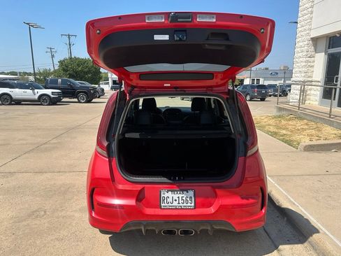Used 2022 Kia Soul Turbo FWD image 10