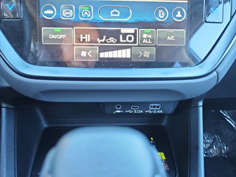 Certified 2025 Subaru Crosstrek 2.5i Limited w/ Popular Package #3A image 17