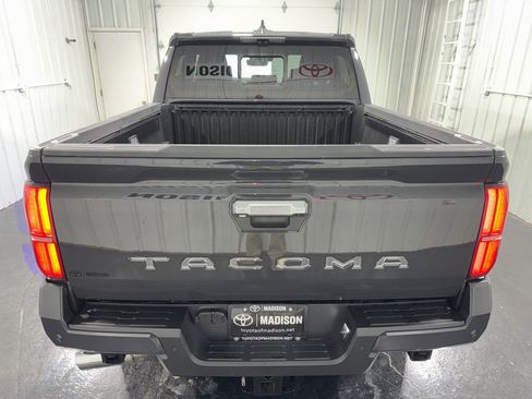 New 2026 Toyota Tacoma Limited AWD/4WD image 43
