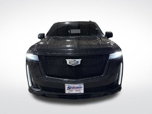 Used 2022 Cadillac Escalade Sport Platinum w/ LPO, Floor Liner Package image 2