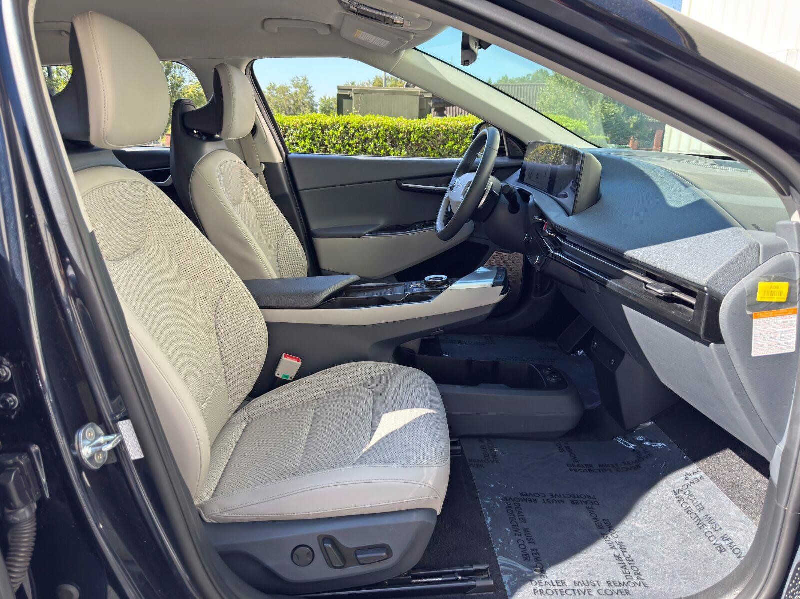 Used 2022 Kia EV6 Wind RWD image 15