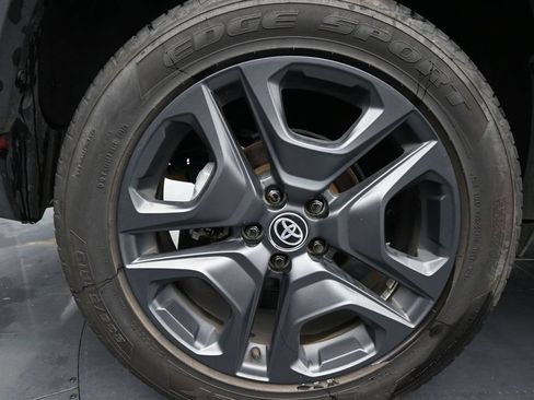 Used 2024 Toyota RAV4 Adventure AWD/4WD image 10