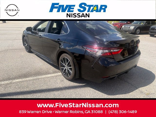 Used 2024 Toyota Camry SE FWD image 19