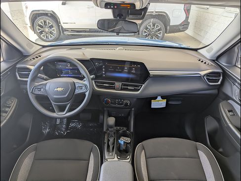 New 2026 Chevrolet TrailBlazer LS w/ LS Convenience Package AWD/4WD image 16