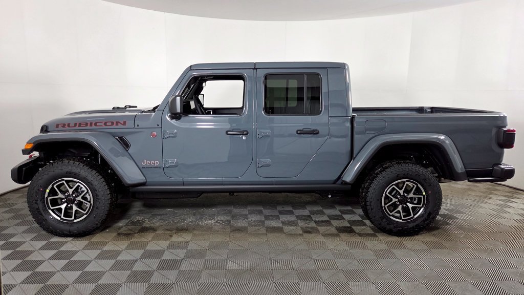 New 2026 Jeep Gladiator Rubicon w/ Safety Group AWD/4WD image 4