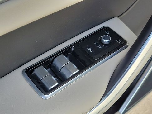 Used 2021 Jaguar F-PACE SVR AWD/4WD image 20