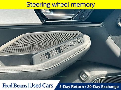 Used 2023 Acura MDX SH-AWD image 21