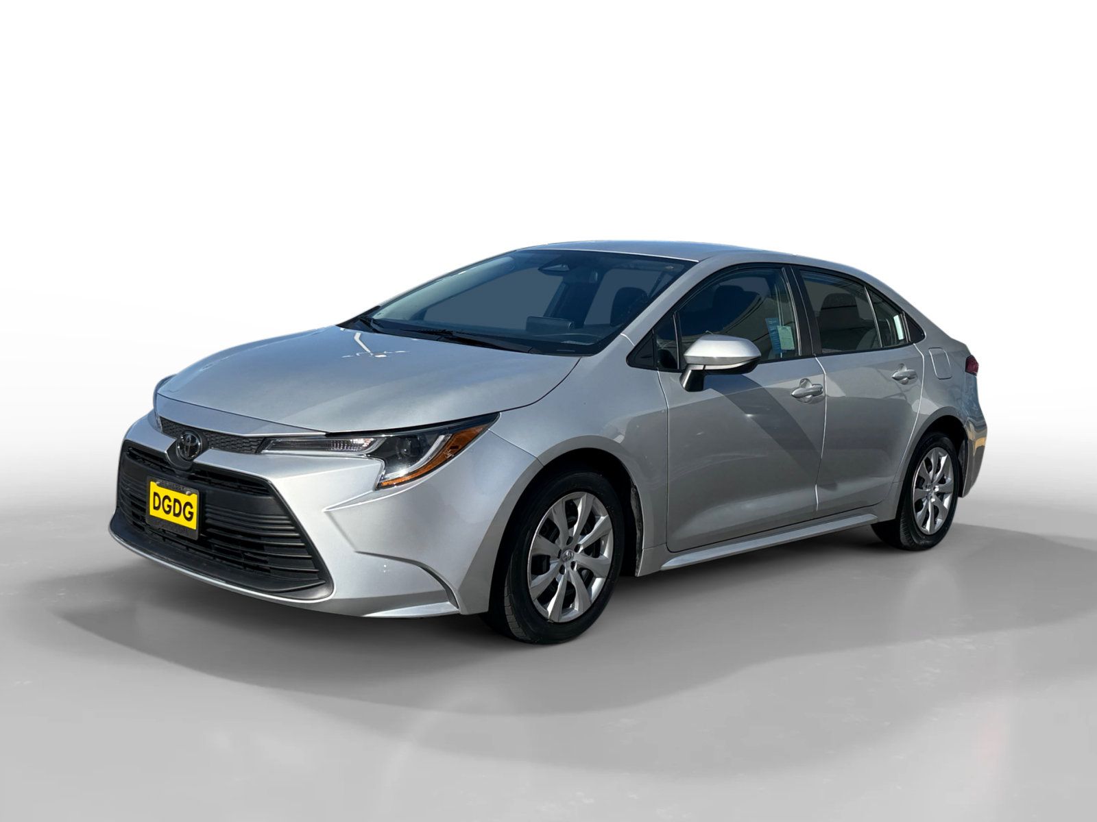 Used 2024 Toyota Corolla LE FWD image 1