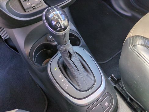 Used 2014 FIAT 500L Lounge image 21