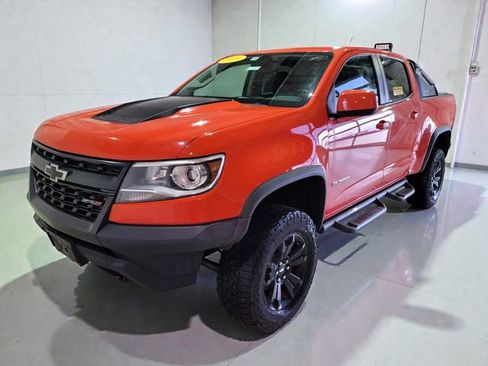 Used 2019 Chevrolet Colorado ZR2 w/ ZR2 Dusk Special Edition image 18