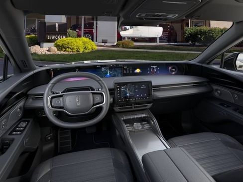 New 2024 Lincoln Nautilus Reserve w/ Equipment Group 202A AWD/4WD image 9