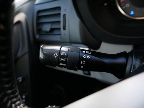 Used 2015 Subaru Forester 2.5i Limited image 31