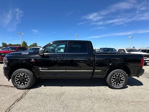 New 2026 RAM 2500 Limited AWD/4WD image 3