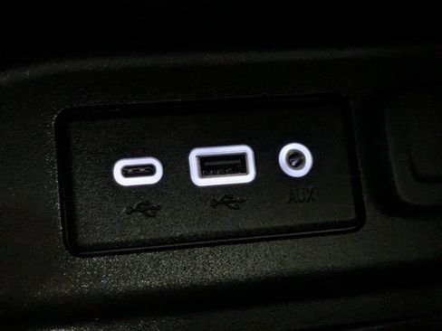 Used 2023 Chevrolet Equinox LT w/ LPO, Floor Liner Package AWD/4WD image 22