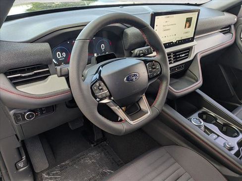 New 2026 Ford Explorer ST-Line w/ ST-Line Street Pack image 3