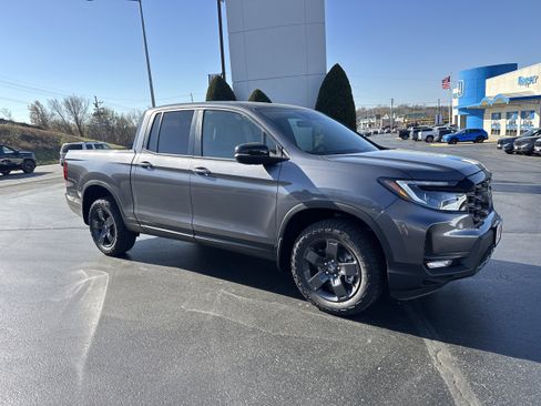New 2026 Honda Ridgeline TrailSport image 1