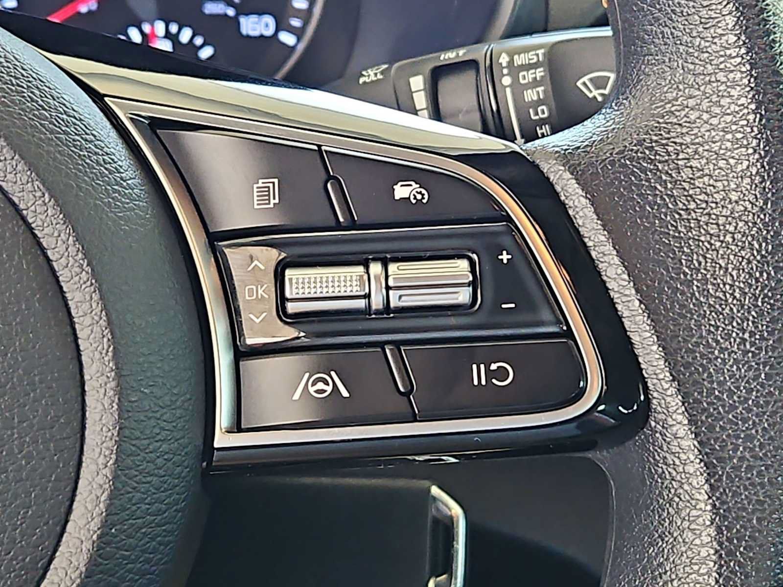 Used 2024 Kia Forte LXS FWD image 16