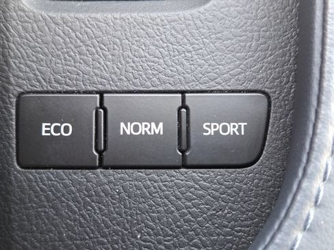 Used 2015 Toyota Avalon XLE Premium FWD image 10