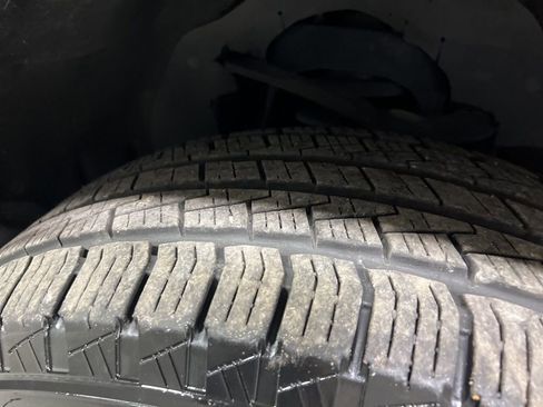 Used 2013 Ford F150 XLT w/ Luxury Equipment Group image 34