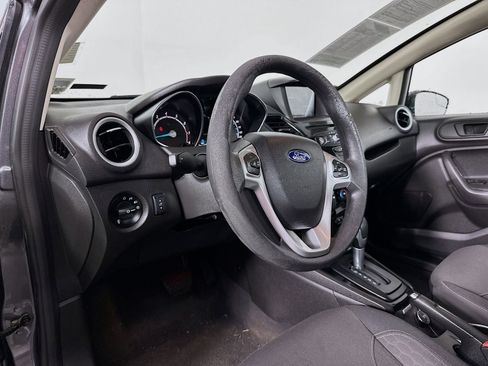 Used 2019 Ford Fiesta SE w/ Equipment Group 201A image 10